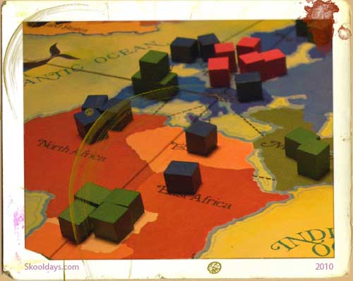 RISK The World Conquest Game Complete 1999 EDITION War Board game